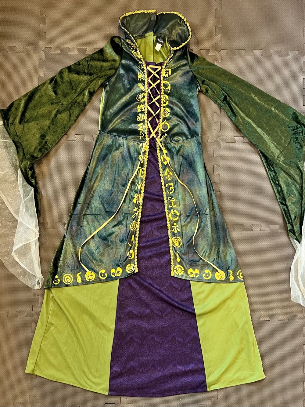 Girls size 9/10 WINIFRED SANDERSON HOCUS POCUS Costume Dress